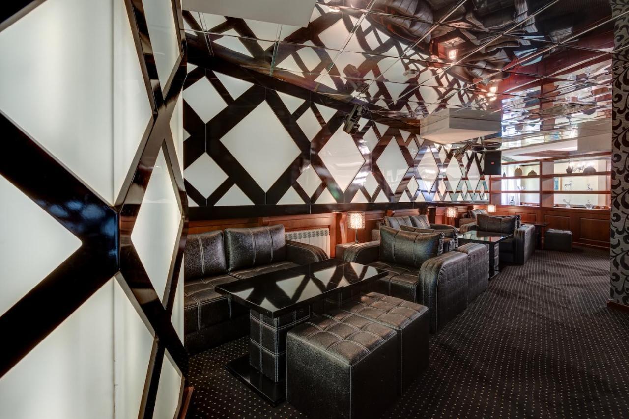 Ξενοδοχείο Shiroka Laka Hotel 4*